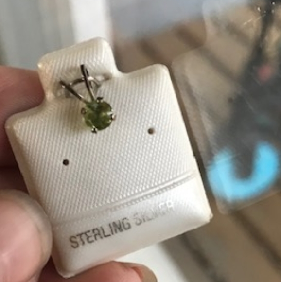 Peridot Pendant - Picture 2 of 4